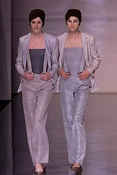 Look 16